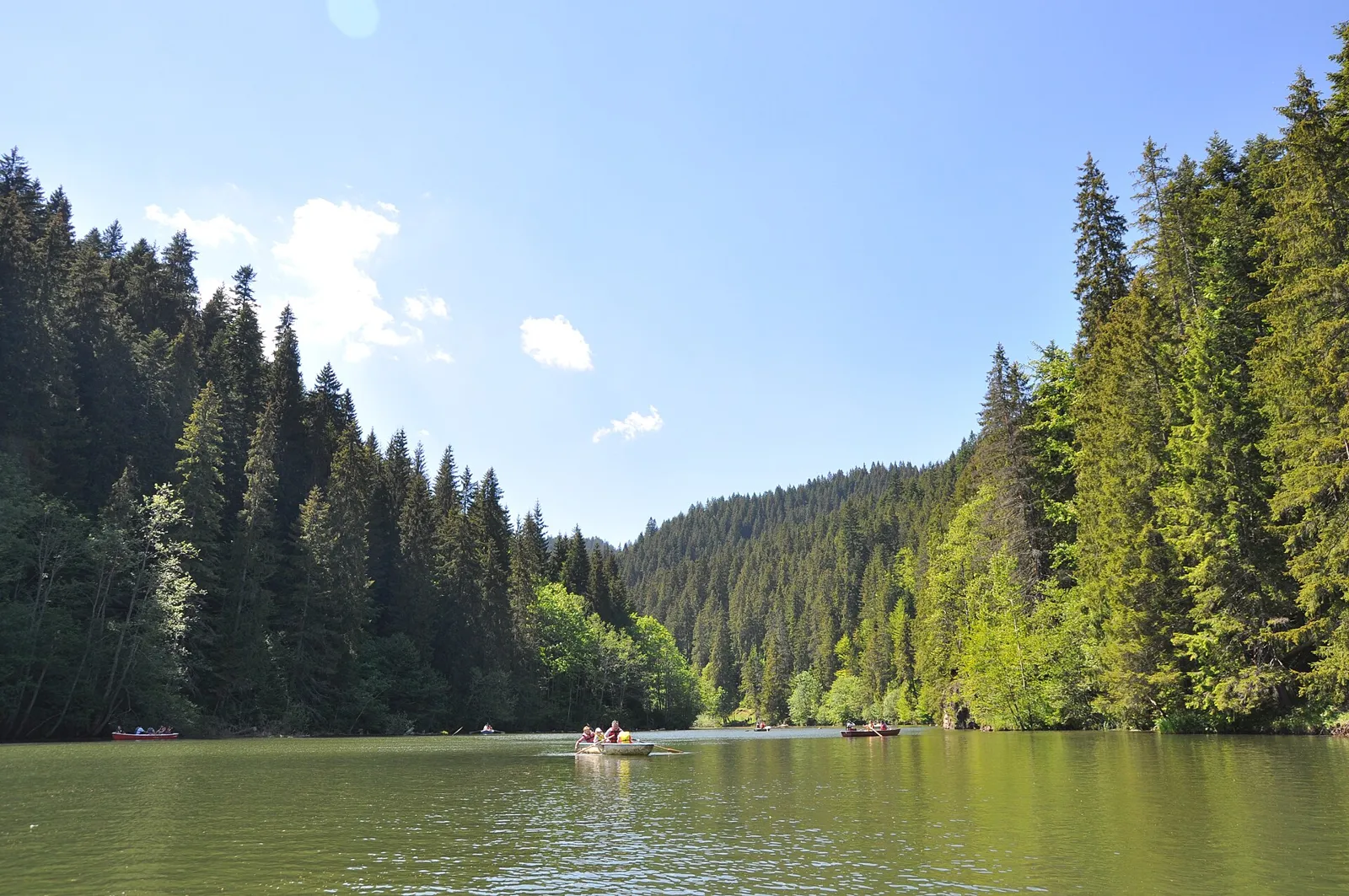 Lacul Roșu